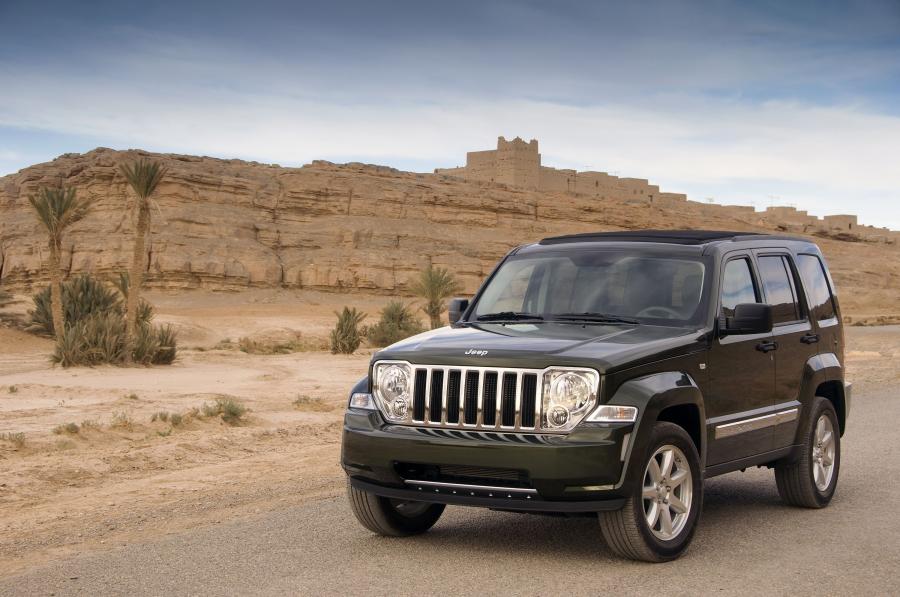  Jeep Cherokee 2008 года  (фото 69 из 161)